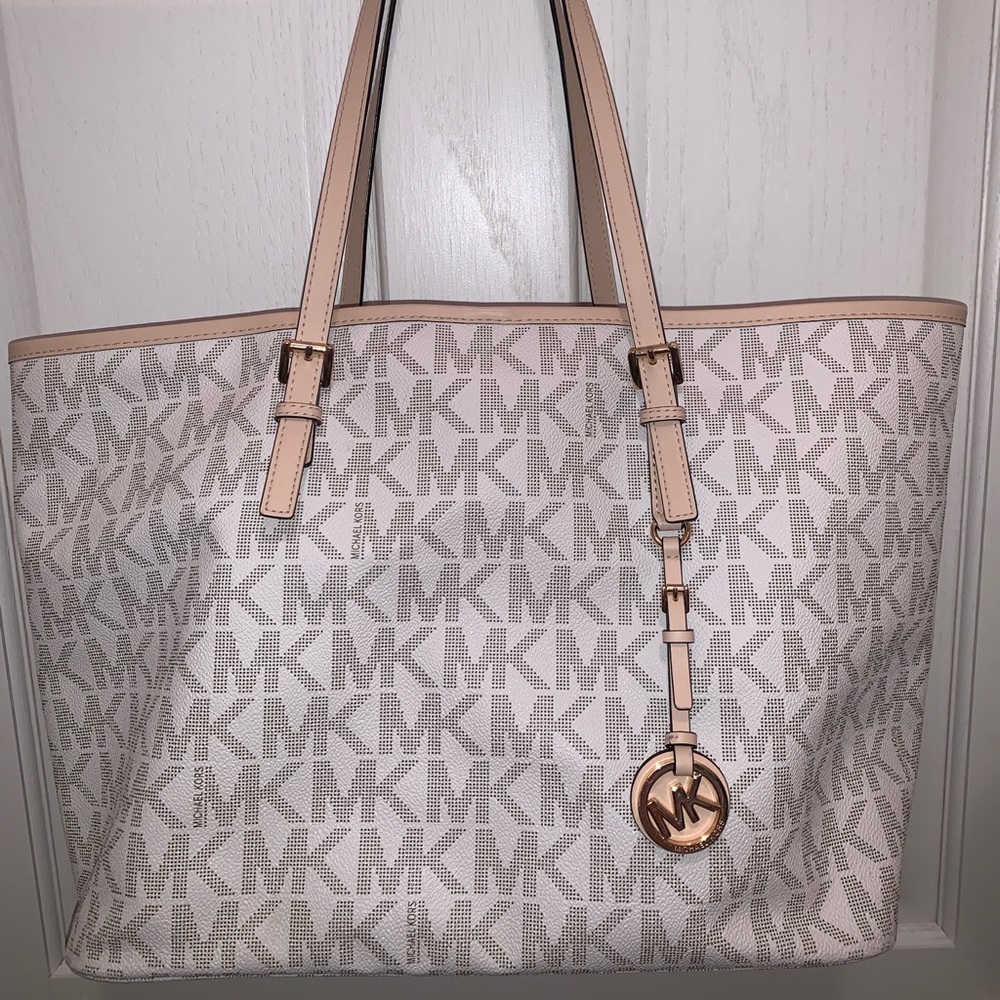 Michael Kors shoulder bag.